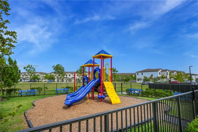 12954 SW 231st St, Miami, FL 33170