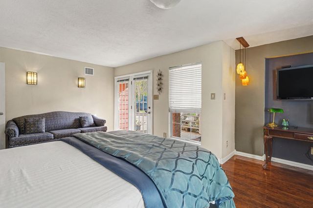 2205 Mission Street, Kemah, TX 77565