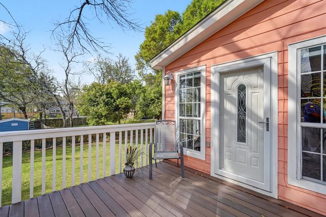 2205 Mission Street, Kemah, TX 77565