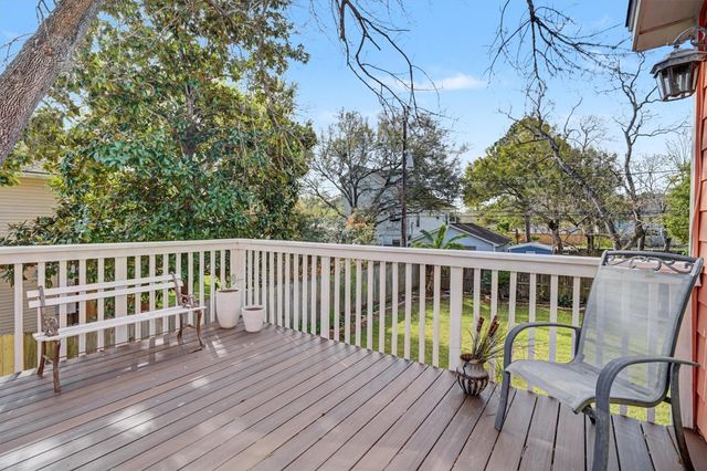 2205 Mission Street, Kemah, TX 77565