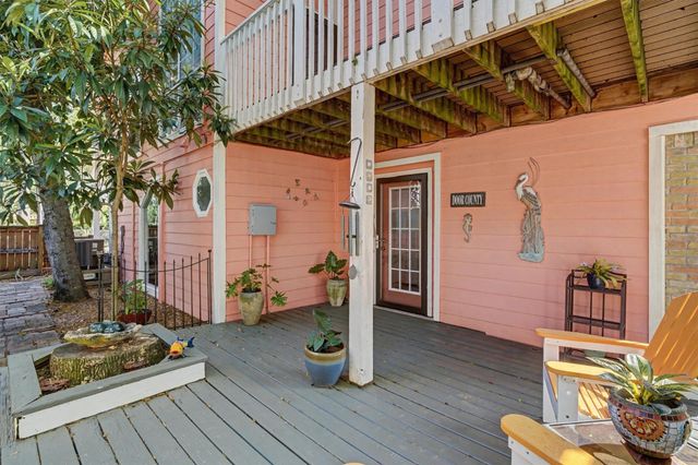 2205 Mission Street, Kemah, TX 77565