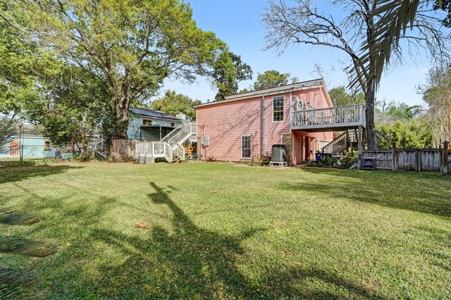 2205 Mission Street, Kemah, TX 77565