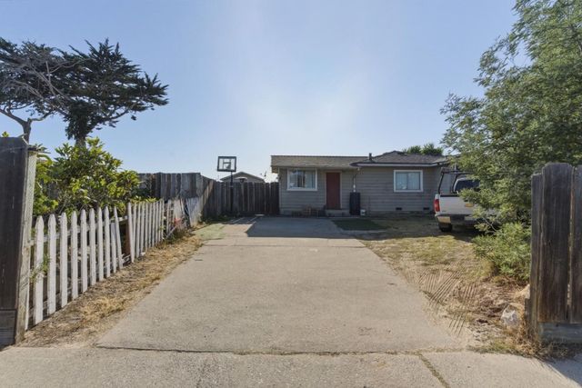 1192 Elm Avenue, Seaside, CA 93955
