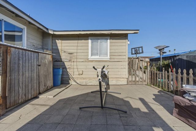 1192 Elm Avenue, Seaside, CA 93955