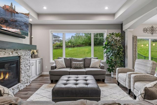 9557 James Circle N, Lake Elmo, MN 55042