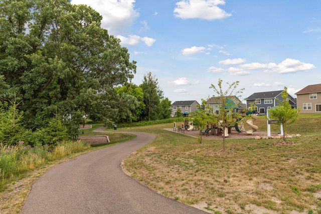 9557 James Circle N, Lake Elmo, MN 55042