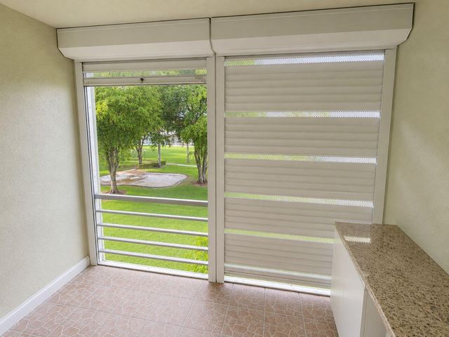 3100 SPRINGDALE Boulevard 308, Palm Springs, FL 33461