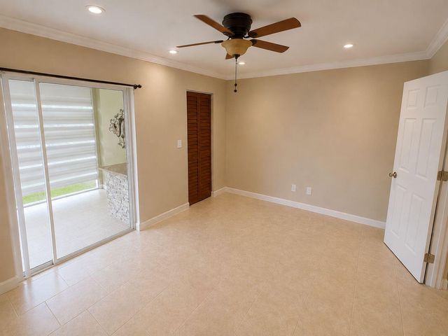 3100 SPRINGDALE Boulevard 308, Palm Springs, FL 33461