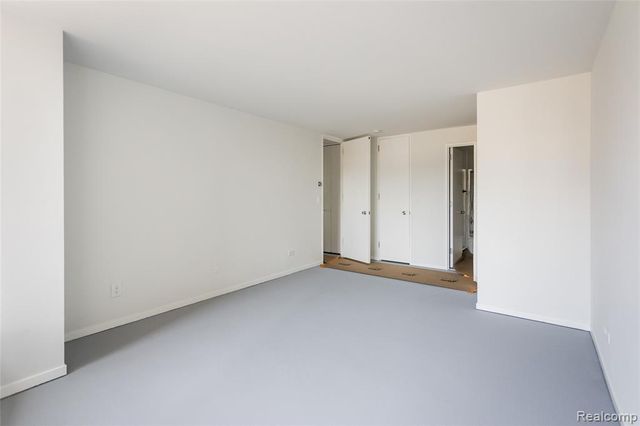 8200 E Jefferson 503, Detroit, MI 48214