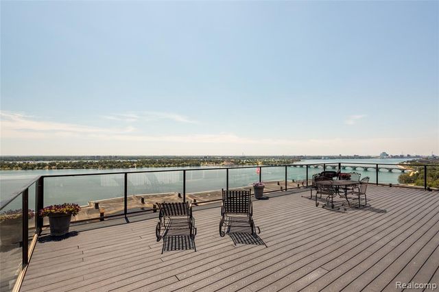 8200 E Jefferson 503, Detroit, MI 48214