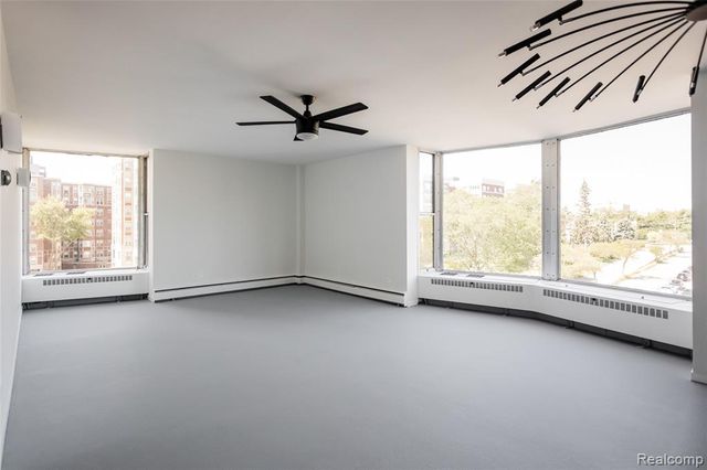 8200 E Jefferson 503, Detroit, MI 48214