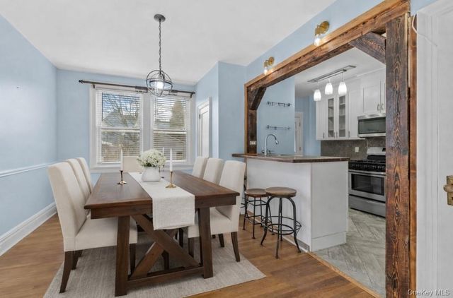 22 Stephenson Boulevard 1st, New Rochelle, NY 10801