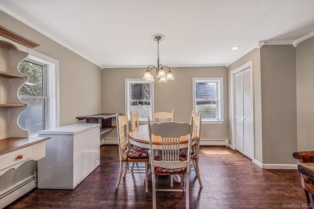 89 Avery Avenue, Patchogue, NY 11772