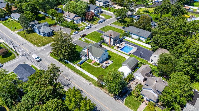 89 Avery Avenue, Patchogue, NY 11772