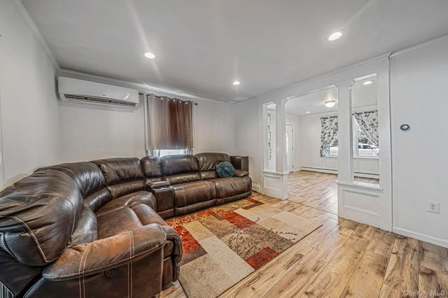 89 Avery Avenue, Patchogue, NY 11772