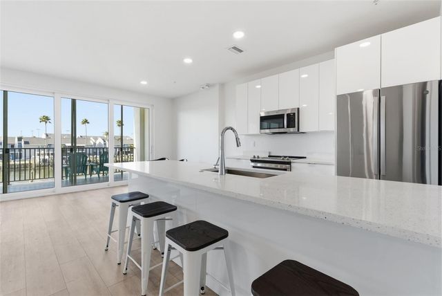 400 150TH AVENUE 304, Madeira Beach, FL 33708