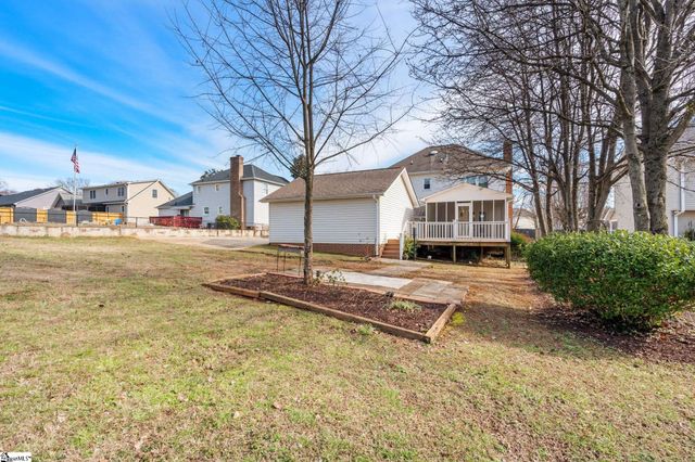 807 Fairview Road, Greer, SC 29651
