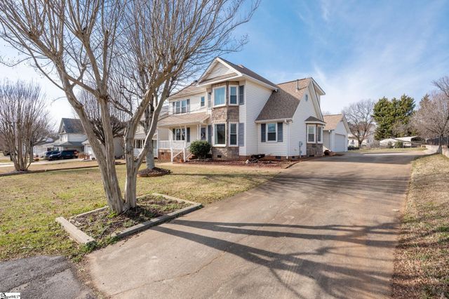 807 Fairview Road, Greer, SC 29651