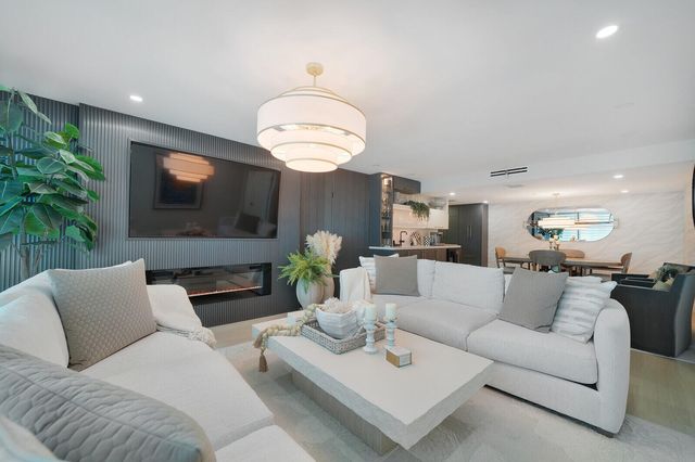 2727 N Ocean Boulevard A-203, Boca Raton, FL 33431