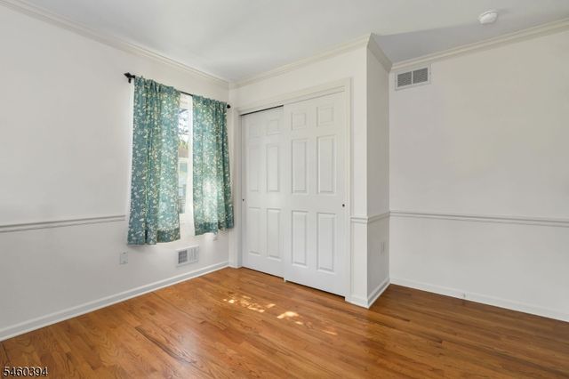 111 Carriage Hill Way, Branchburg Twp., NJ 08853