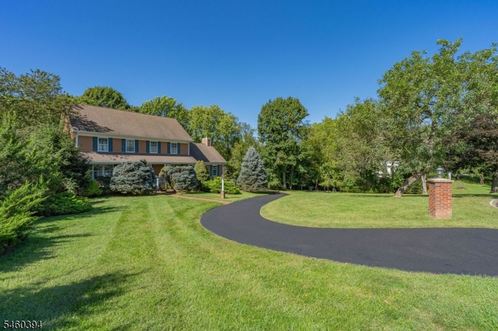 111 Carriage Hill Way, Branchburg Twp., NJ 08853 — photo 2