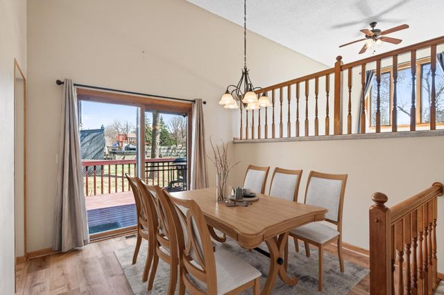 1940 Windjammer Drive, Woodbury, MN 55125