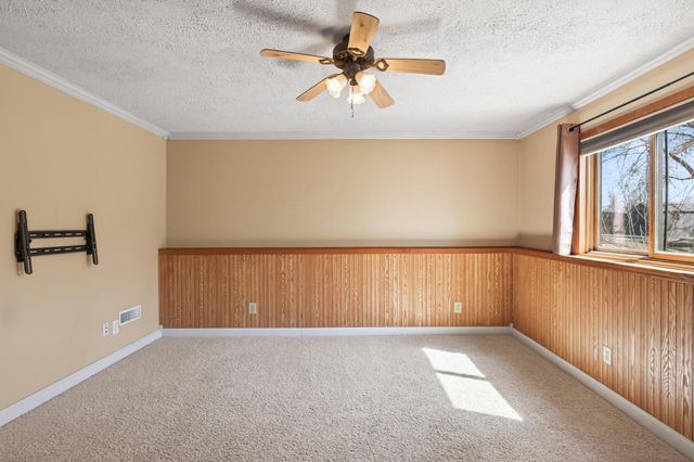 1940 Windjammer Drive, Woodbury, MN 55125