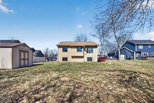 1940 Windjammer Drive, Woodbury, MN 55125