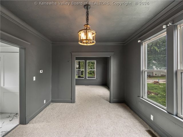 209 W Virginia Avenue, Dunbar, WV 25064