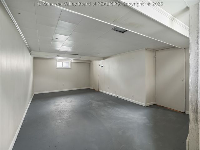 209 W Virginia Avenue, Dunbar, WV 25064
