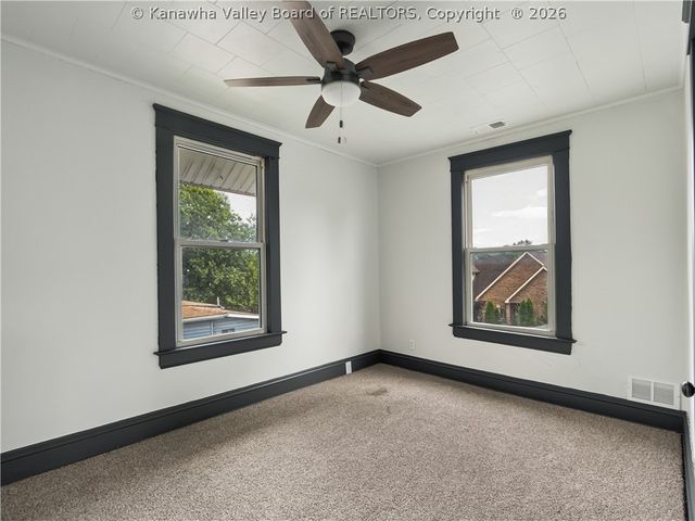 209 W Virginia Avenue, Dunbar, WV 25064