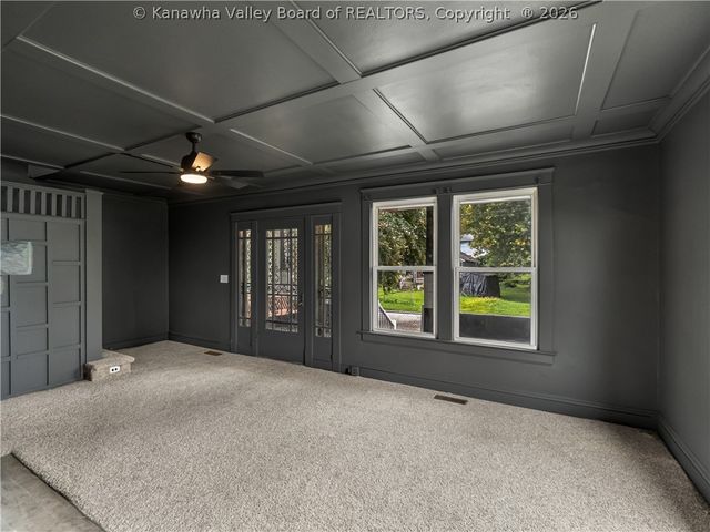 209 W Virginia Avenue, Dunbar, WV 25064