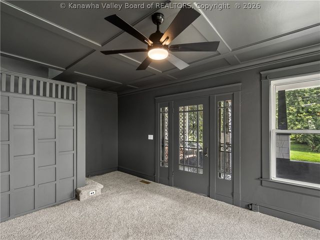 209 W Virginia Avenue, Dunbar, WV 25064