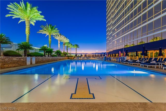 2000 Fashion Show Drive 2404, Las Vegas, NV 89109