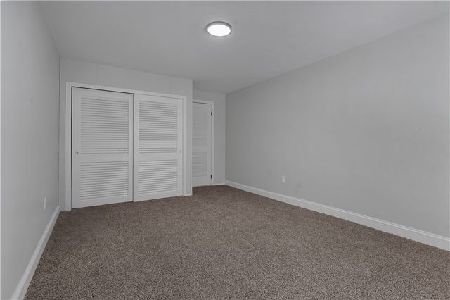 403 Commonwealth Avenue, Warwick, RI 02886