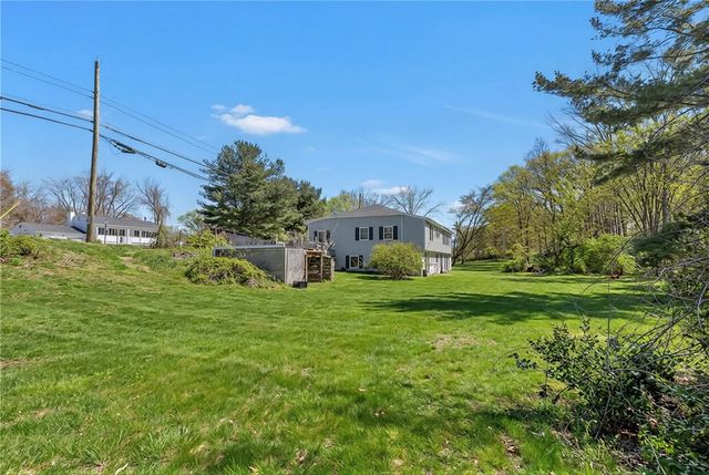 403 Commonwealth Avenue, Warwick, RI 02886