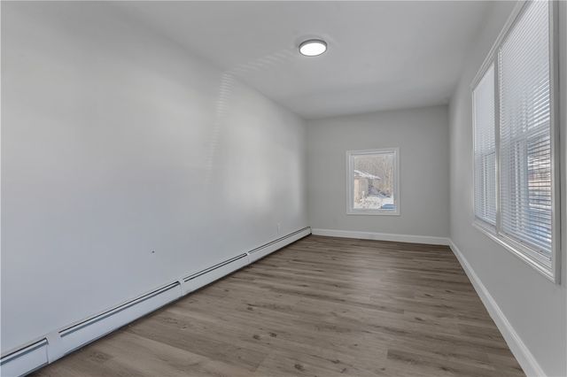 403 Commonwealth Avenue, Warwick, RI 02886