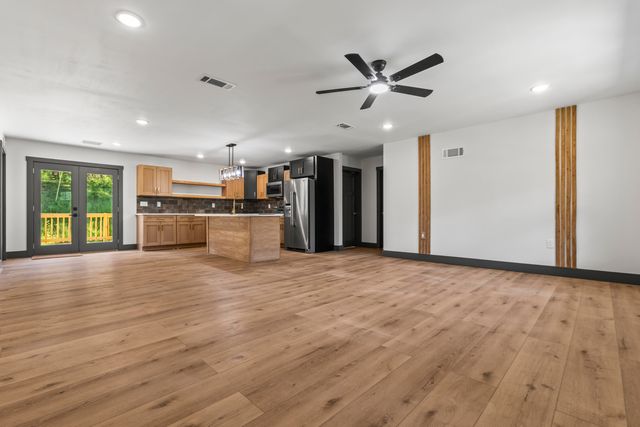 531 E Fork Road, Means, KY 40346