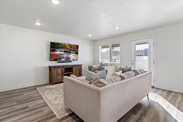 3451 W 3950 S, West Haven, UT 84401