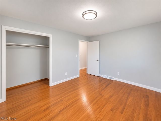 3086 Solar Drive NW, Warren, OH 44485