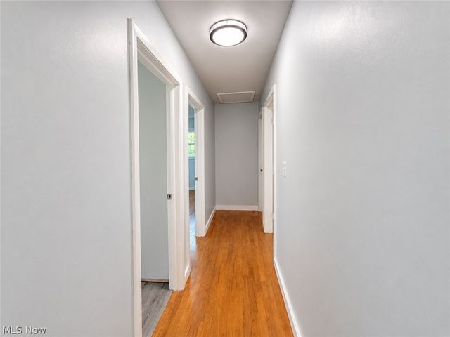 3086 Solar Drive NW, Warren, OH 44485
