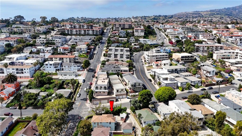 Image 11 of property listing at 624 W 26th, San Pedro, CA 90731