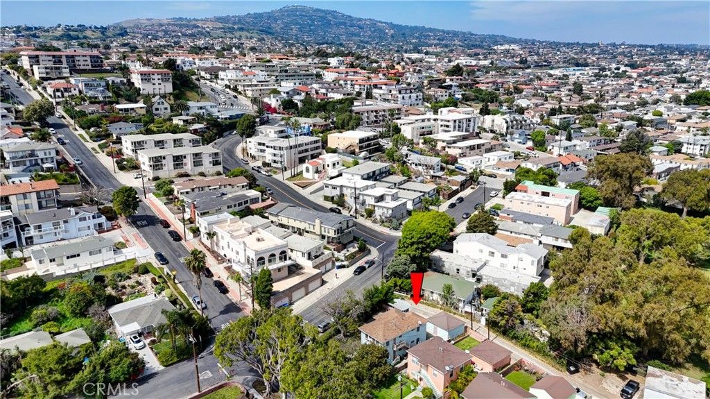 Image 12 of property listing at 624 W 26th, San Pedro, CA 90731