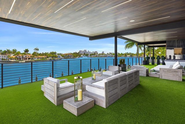 733 Middle River Drive, Fort Lauderdale, FL 33304