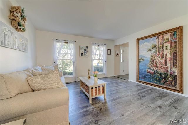 17347 Hilltop Ridge Drive, Eureka, MO 63025