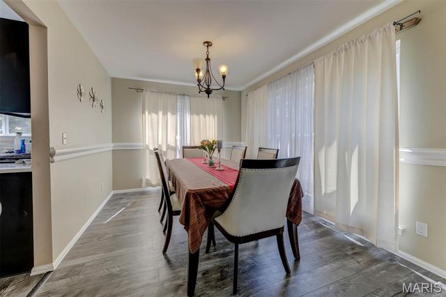 17347 Hilltop Ridge Drive, Eureka, MO 63025