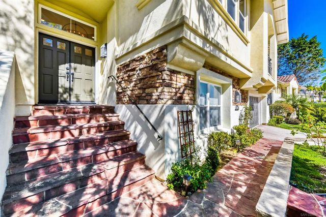 2434 Ridgegate Row, La Jolla, CA 92037
