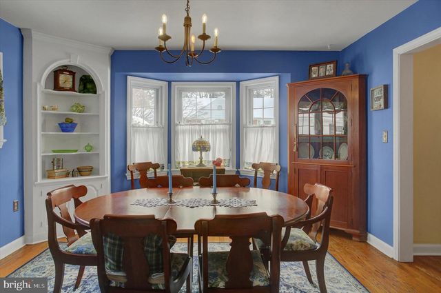 447 S COLDBROOK AVENUE, Chambersburg, PA 17201