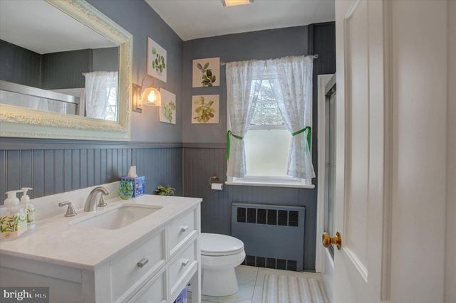 447 S COLDBROOK AVENUE, Chambersburg, PA 17201