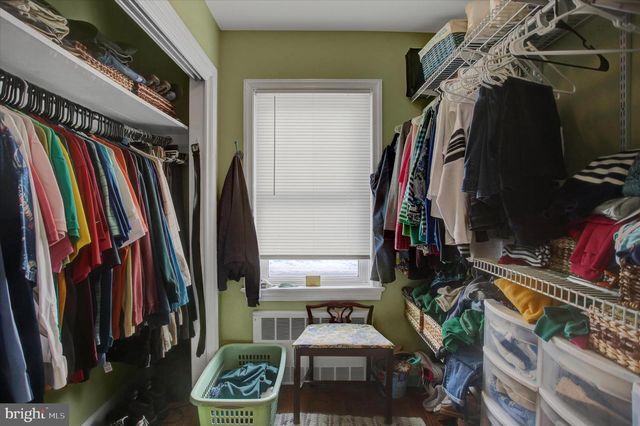 447 S COLDBROOK AVENUE, Chambersburg, PA 17201